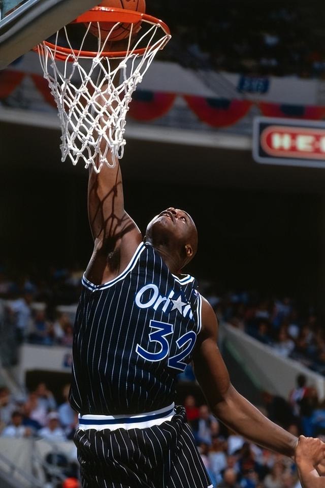 Tabe：我还是很看好RNG 他们现在的实力还没有完全打出来